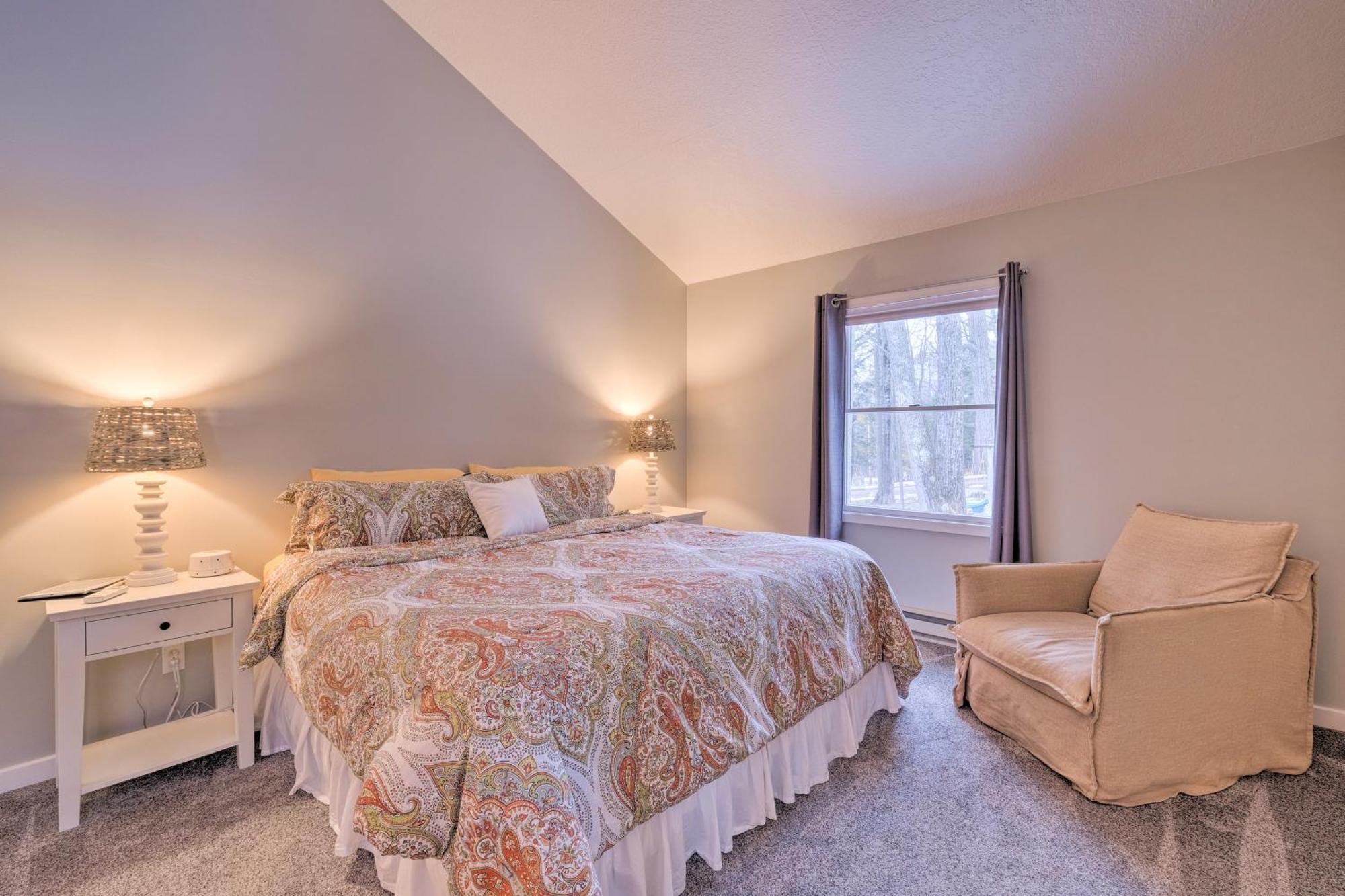 Walloon Lake Vacation Rental Walk To Water! Boyne City Exterior photo
